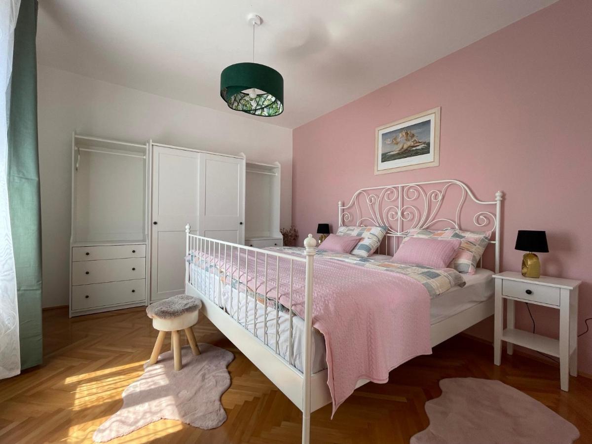 Cilka'S House, Authentic Homestay Near Lipica Sezana Exterior photo